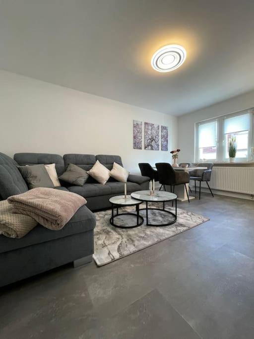 Komfortable Ferienwohnung In Halle-Kroellwitz Хале Екстериор снимка