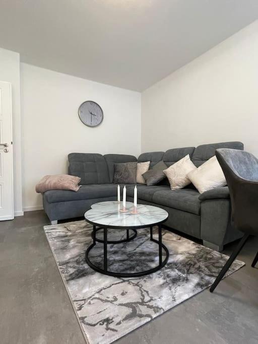 Komfortable Ferienwohnung In Halle-Kroellwitz Хале Екстериор снимка